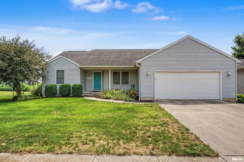 Homes For Sale - 1112 N Sherman Street<br/> Lincoln, IL 62656