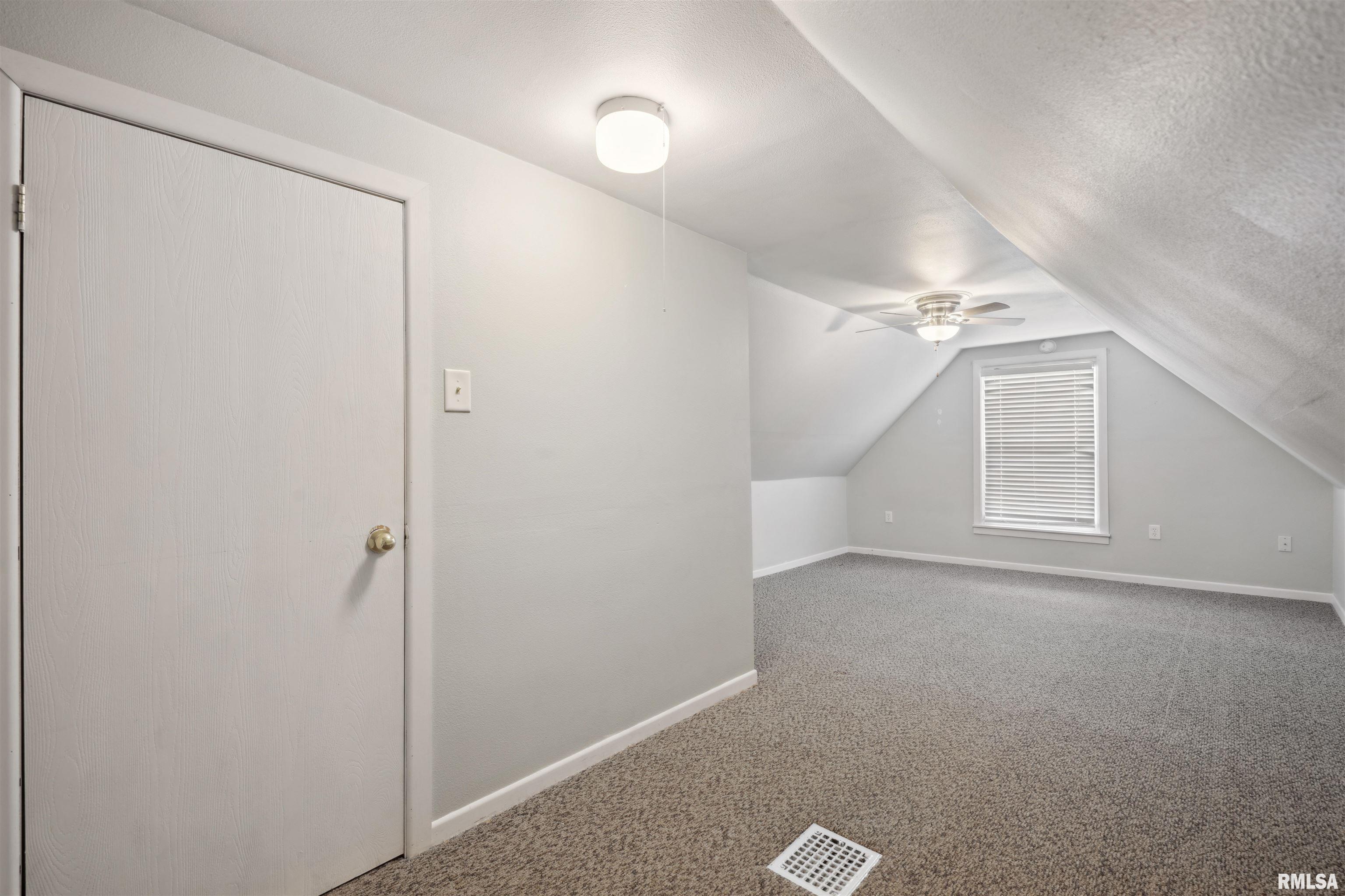 716 10th Street, De Witt, Iowa image 14