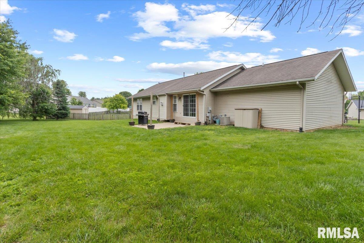 611 Bittersweet Avenue, Germantown Hills, Illinois image 46