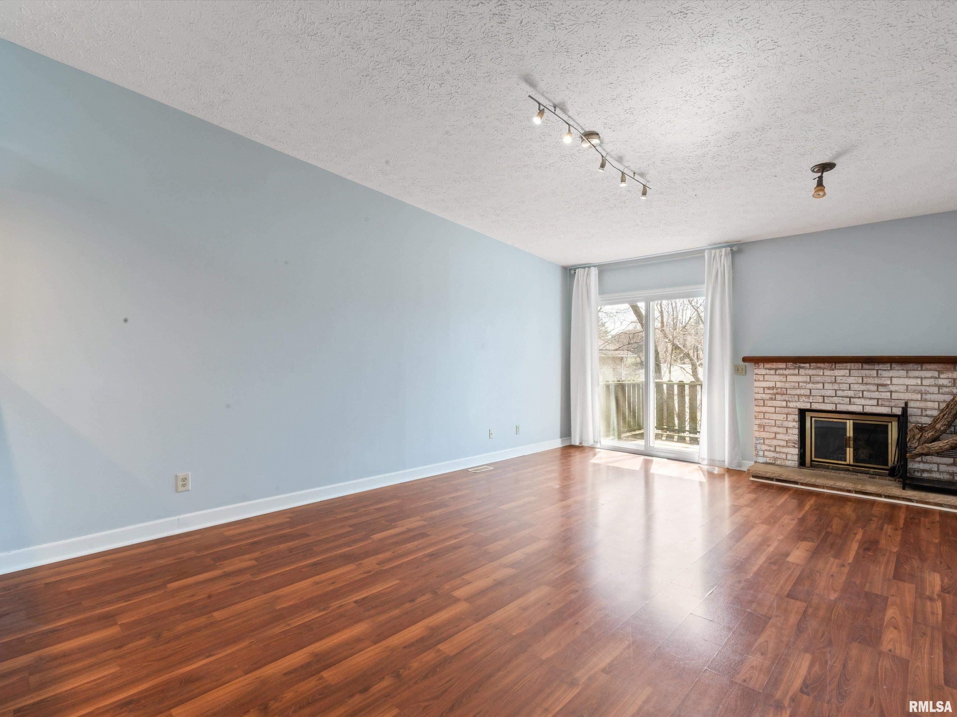 3320 N Willow Court, Bettendorf, Iowa image 11