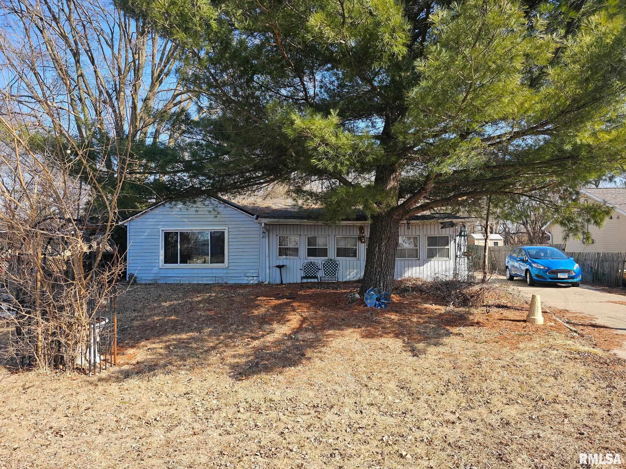 12594 Carter Road, Pekin, Illinois image 1
