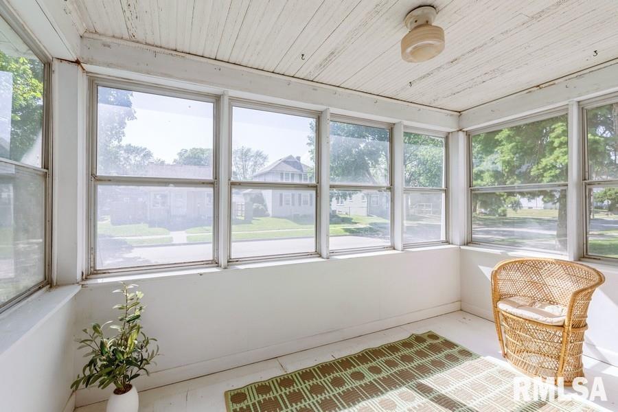 1513 41st Street, Rock Island, Illinois image 8