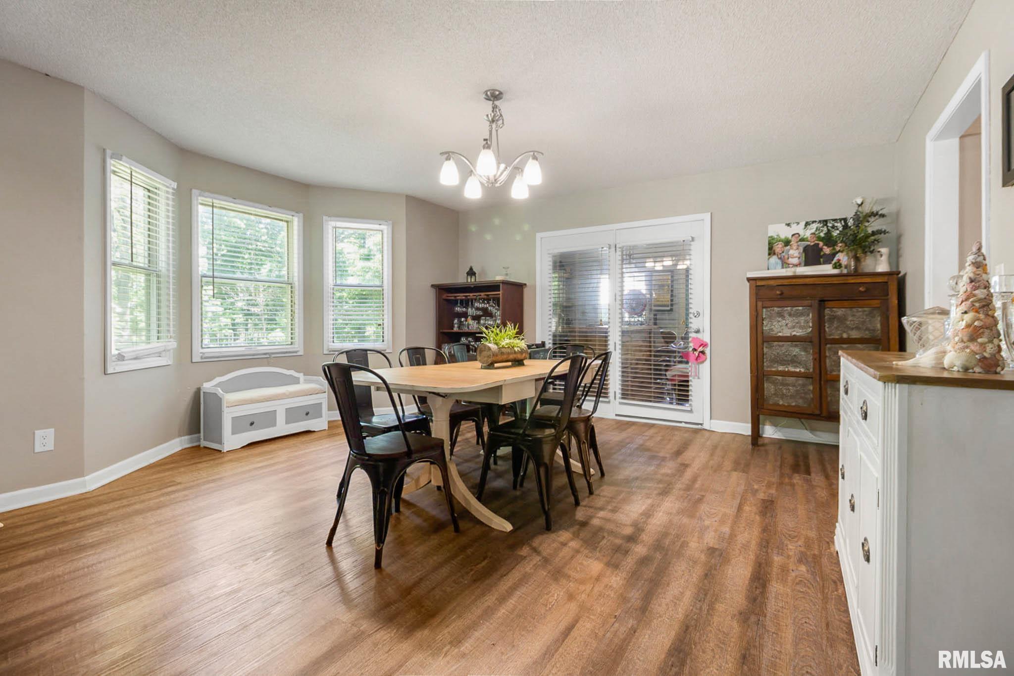 1816 Calico Road, Marion, Illinois image 9