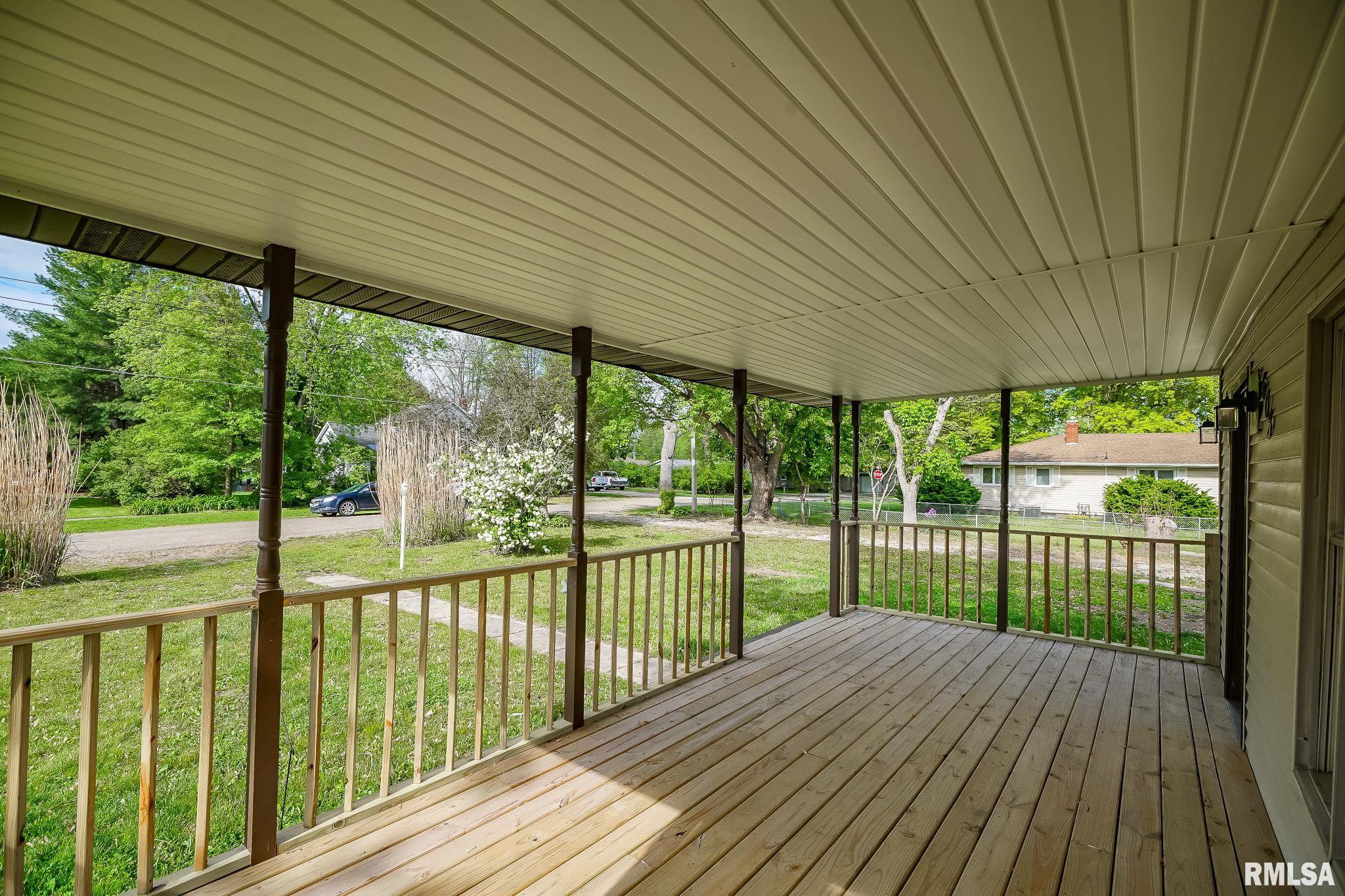 608 E 7th Street, Delavan, Illinois image 4