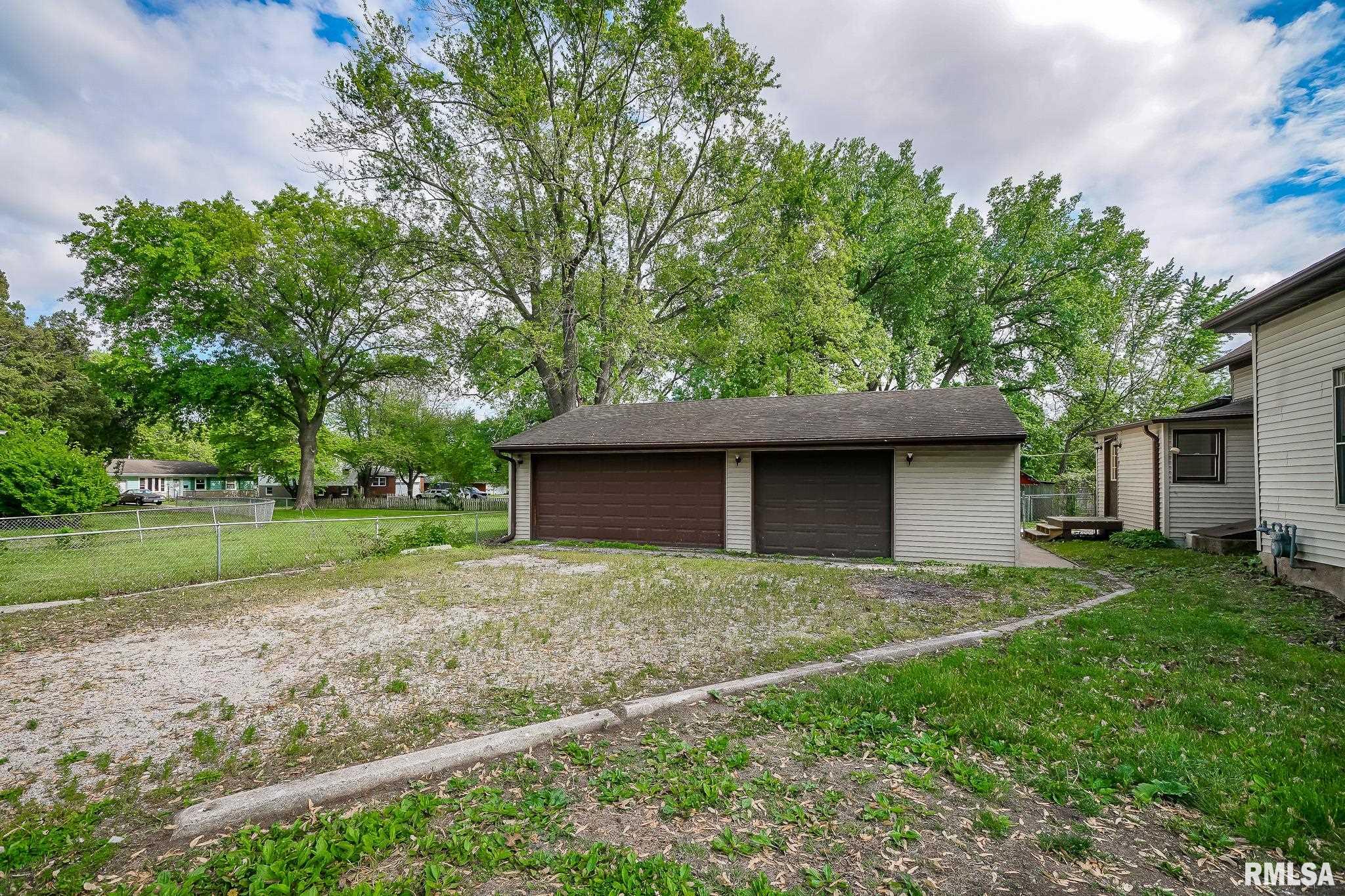608 E 7th Street, Delavan, Illinois image 45