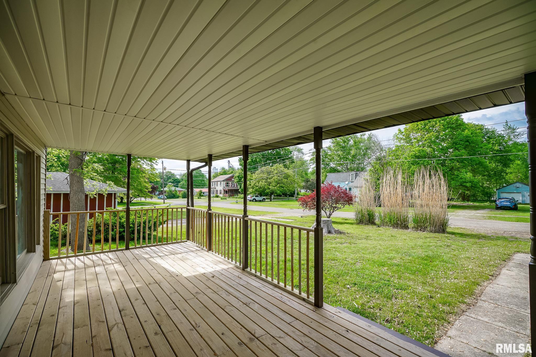 608 E 7th Street, Delavan, Illinois image 3