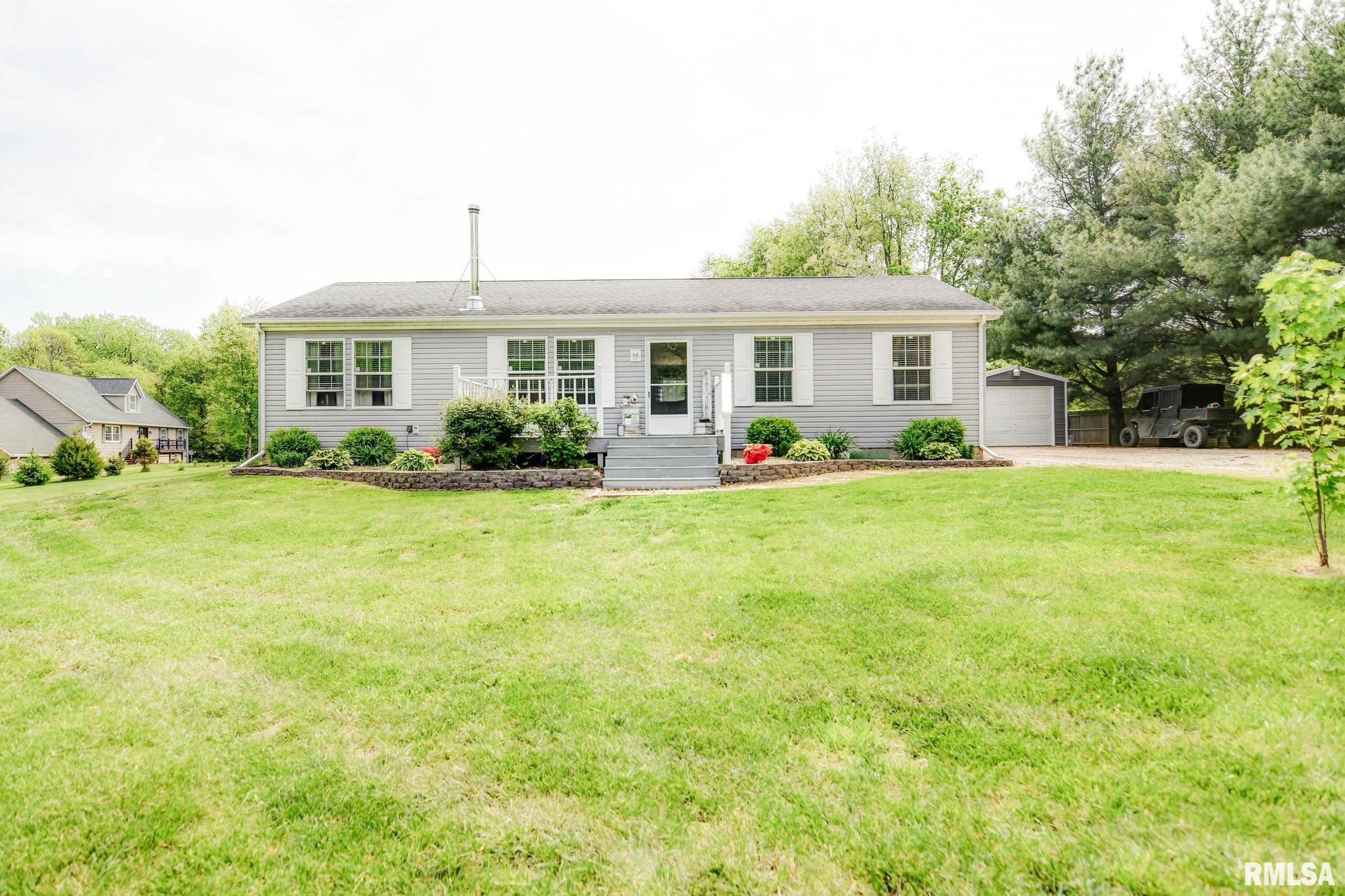 1756A N 2525 E Road, Moweaqua, Illinois image 5
