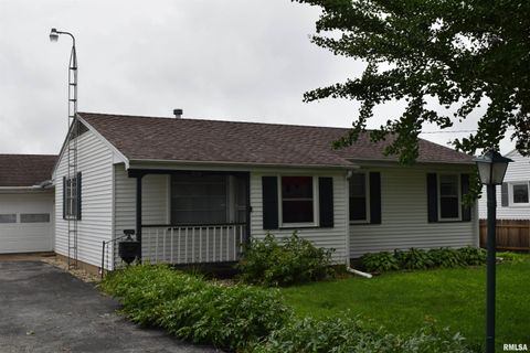 Homes For Sale - 2134 Newcomer Drive<br/> Knox County, Galesburg, IL 61401