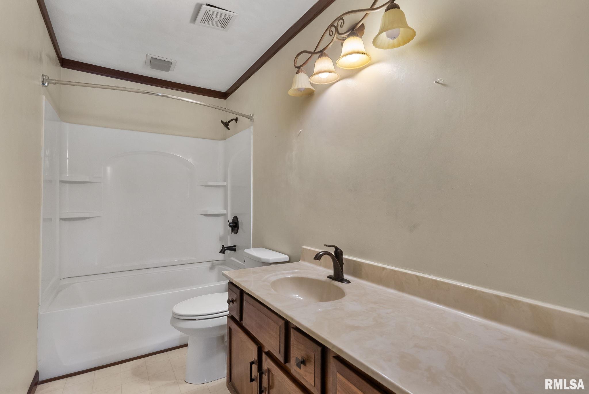 2906 27th Avenue A, Moline, Illinois image 23