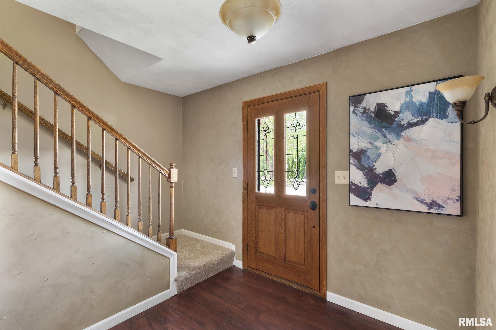 2906 27th Avenue A, Moline, Illinois image 2