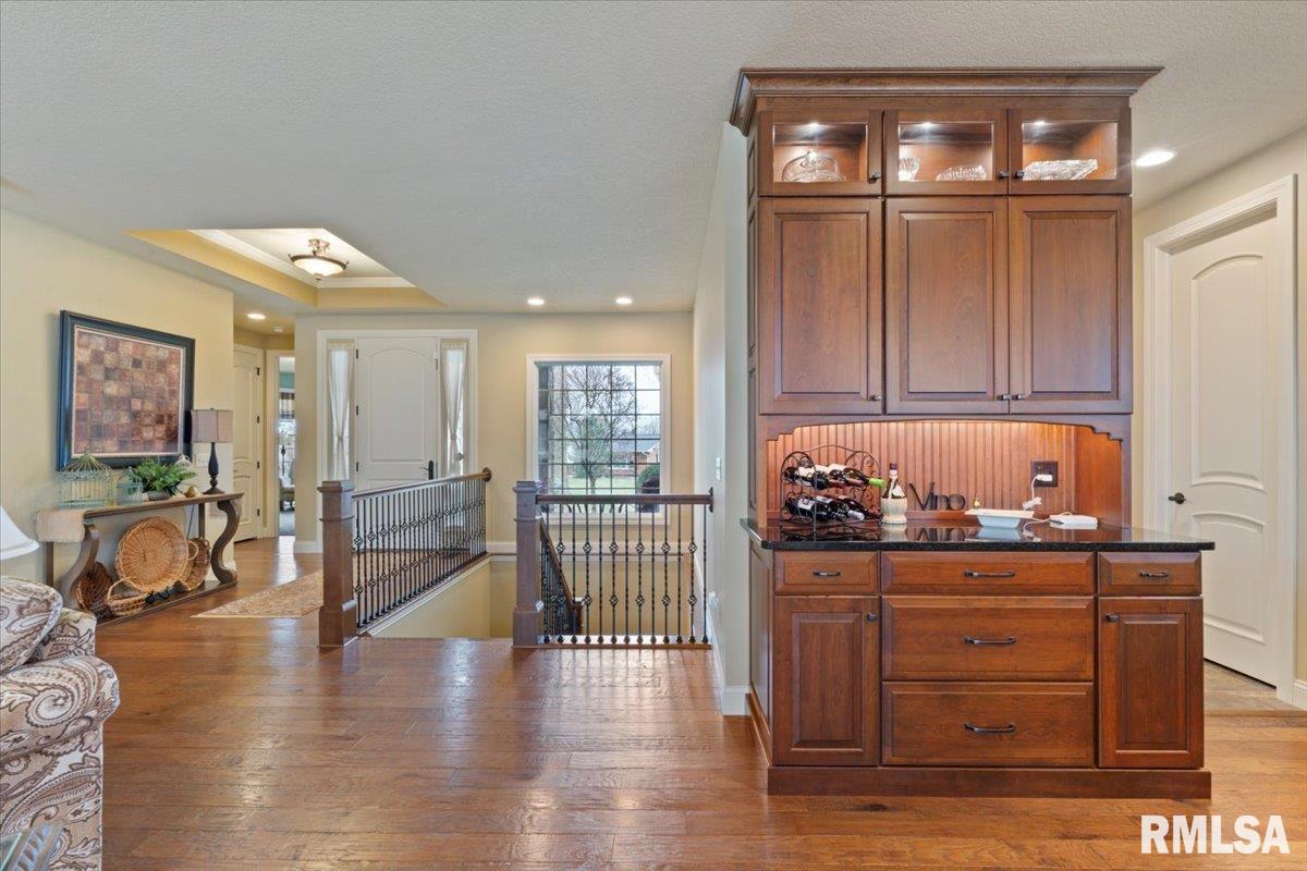 4954 Brookview Court, Bettendorf, Iowa image 17