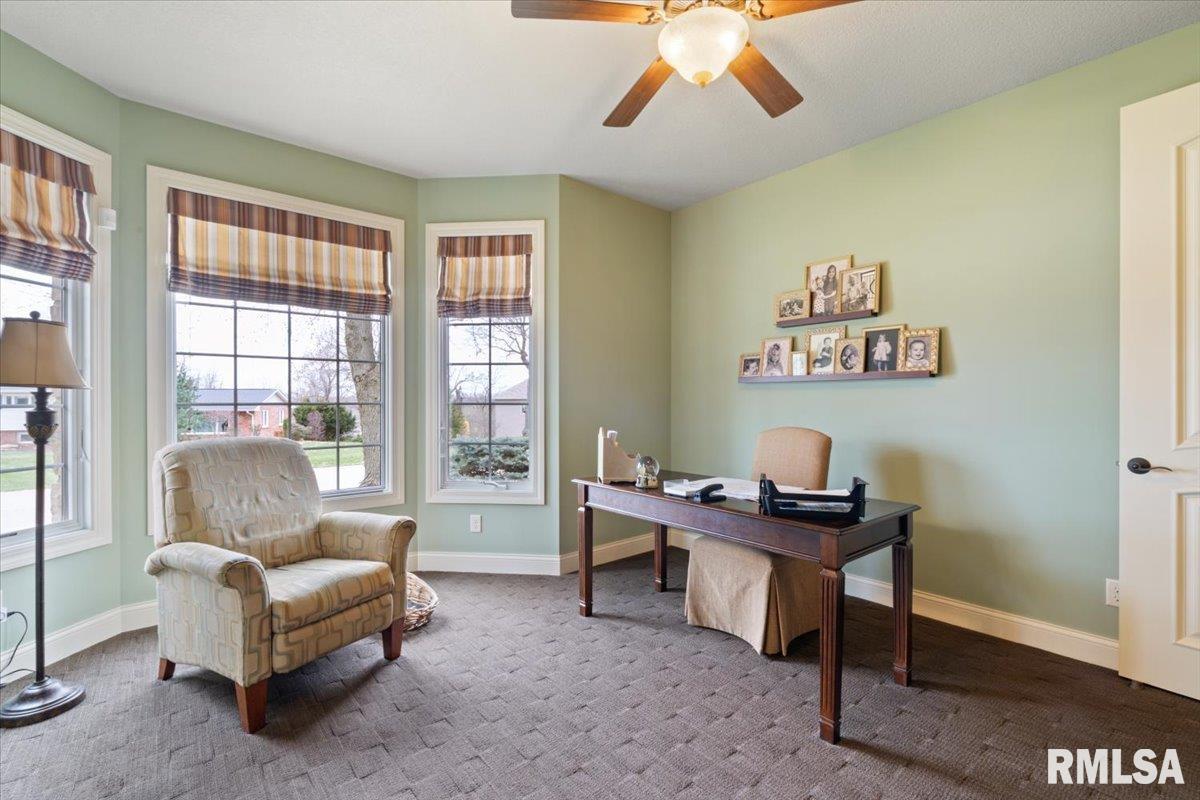 4954 Brookview Court, Bettendorf, Iowa image 33