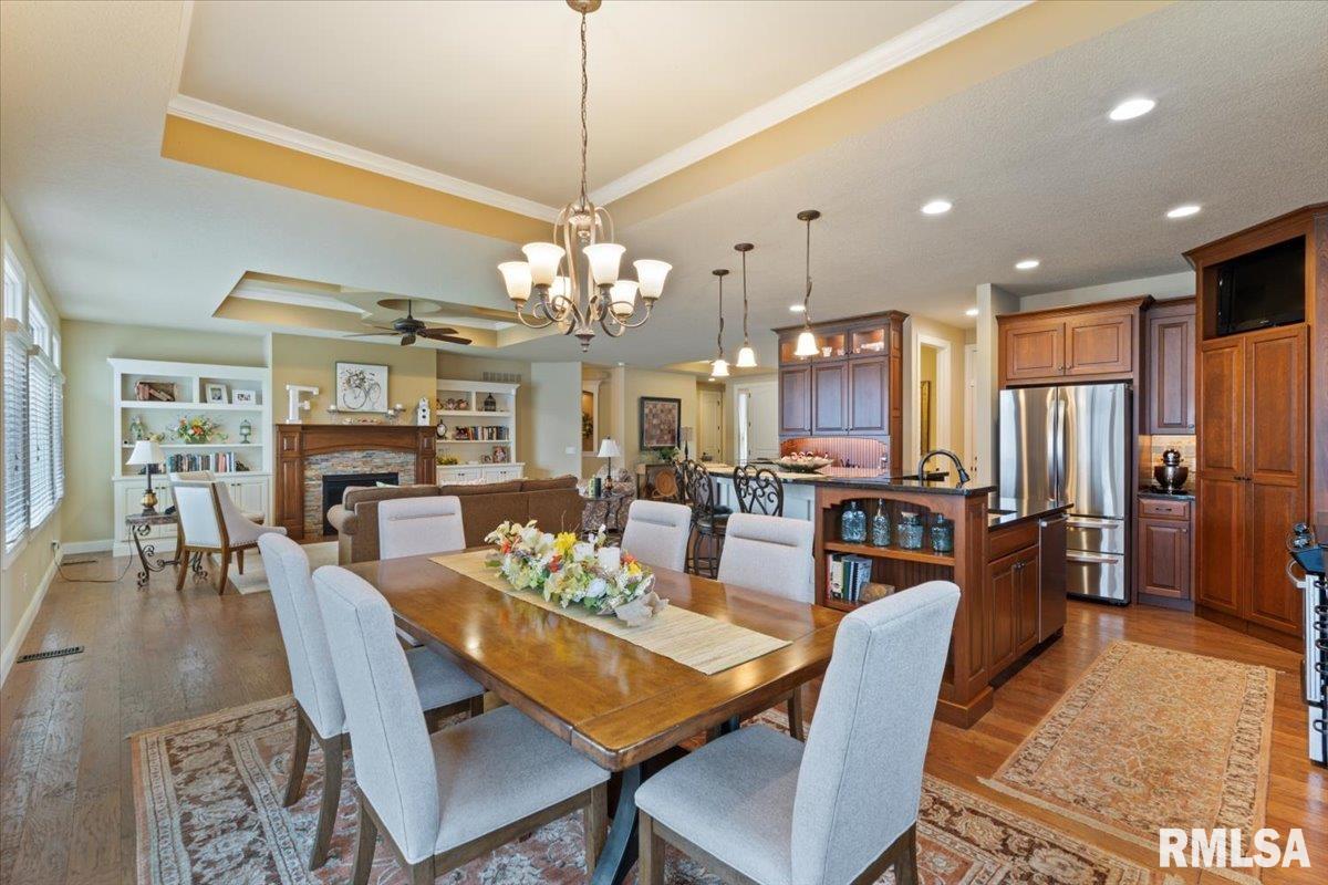 4954 Brookview Court, Bettendorf, Iowa image 26