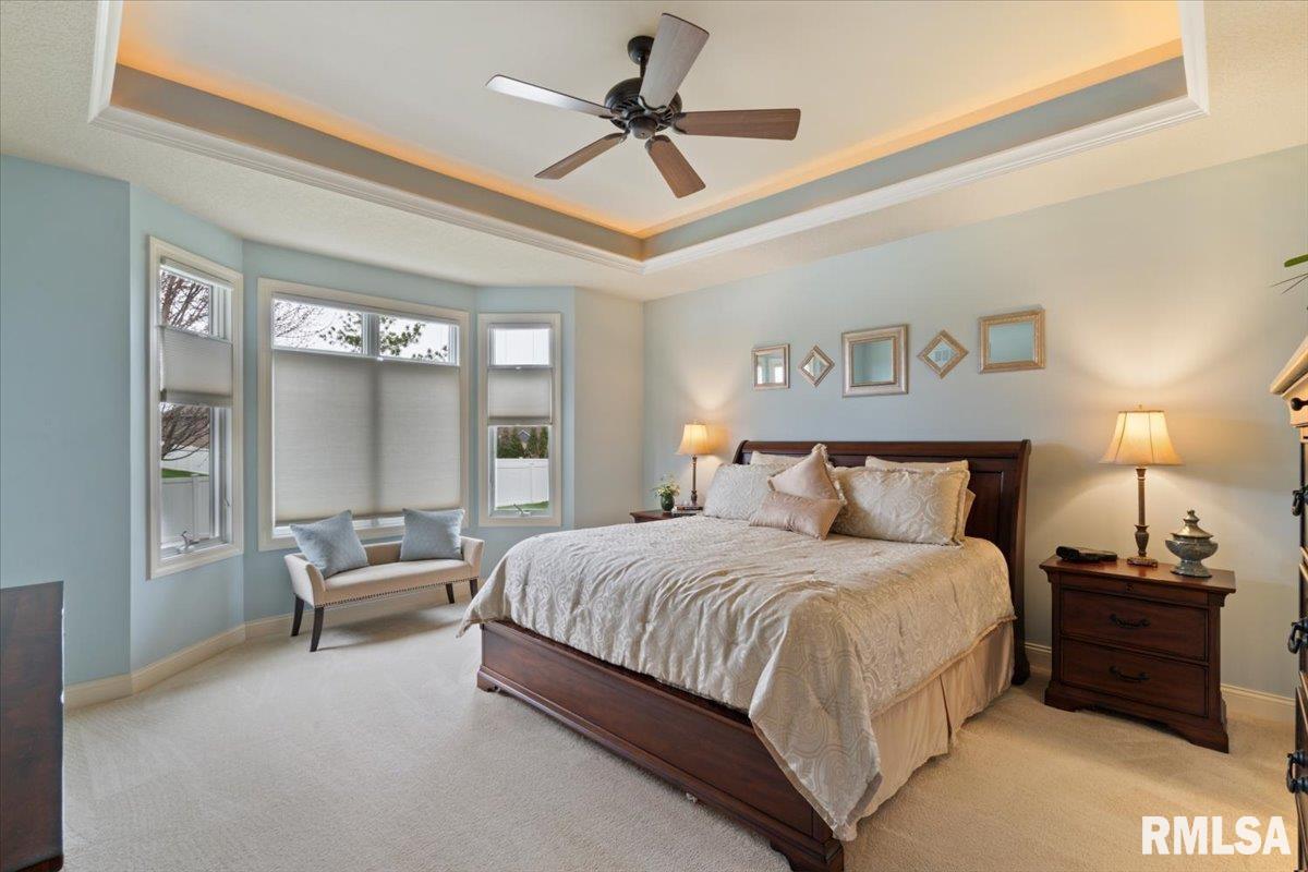 4954 Brookview Court, Bettendorf, Iowa image 39