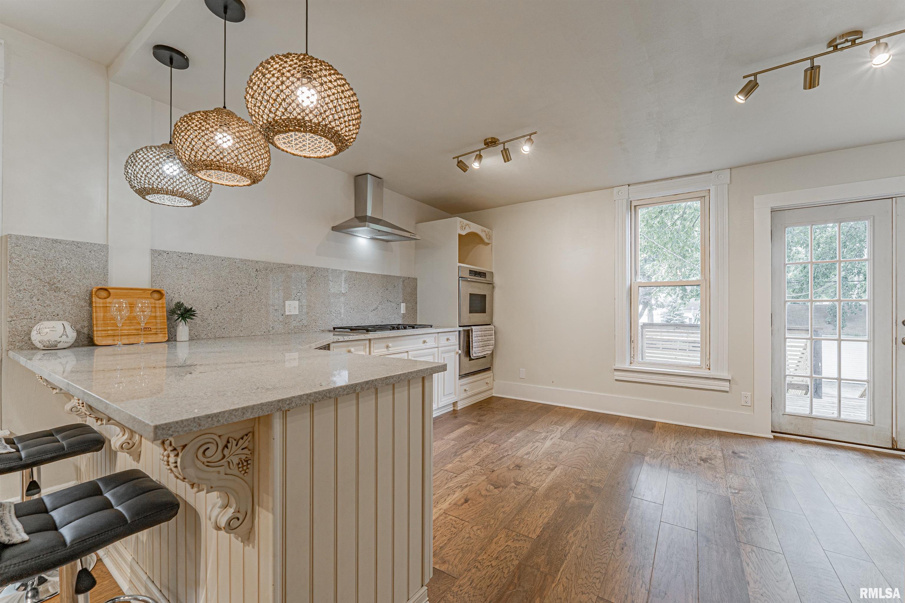 203 Oglesby Avenue, Lincoln, Illinois image 7