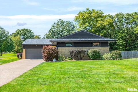 Homes For Sale - 1213 Highview Road<br/> East Peoria, IL 61611
