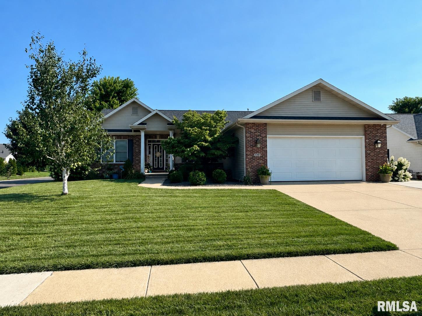 Photo 1 of 1 — 5300 Crane Drive, Springfield, IL 62711