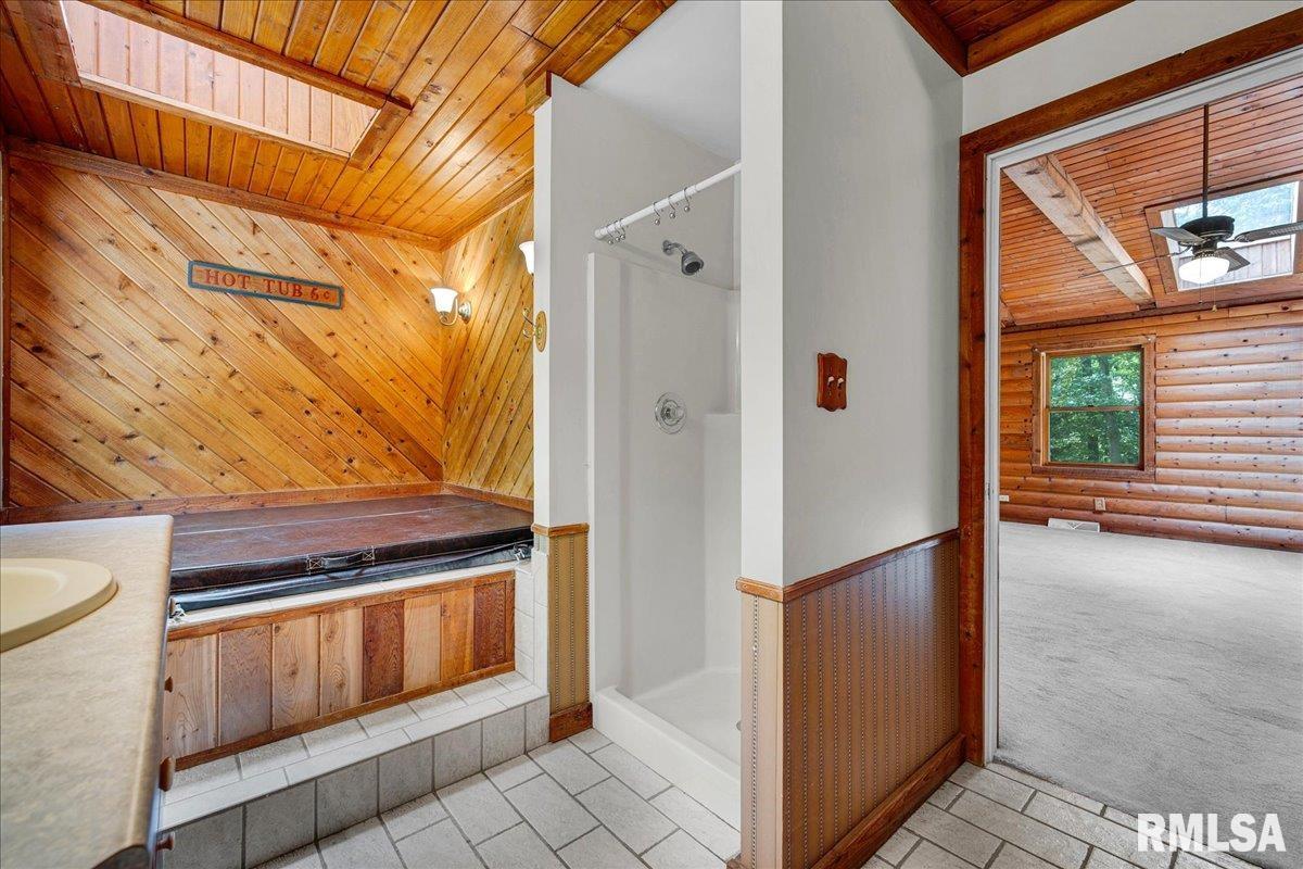 983 Oak Crest Drive, Varna, Illinois image 18