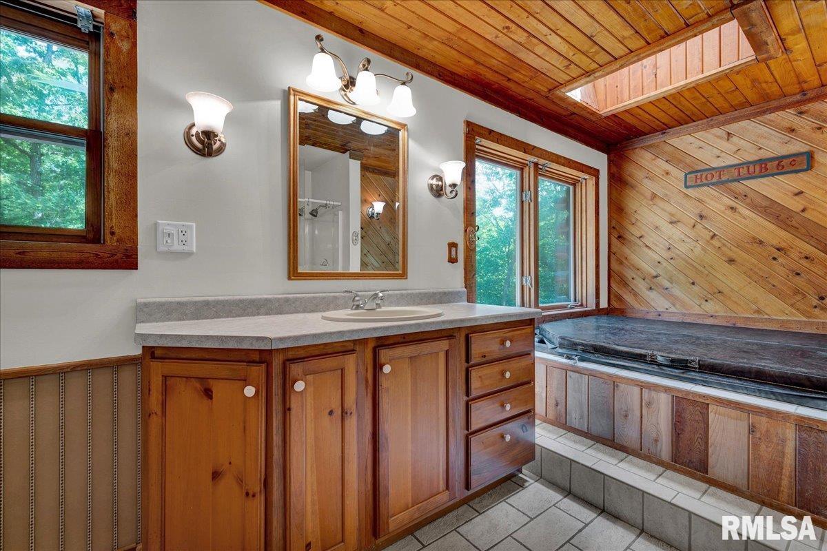 983 Oak Crest Drive, Varna, Illinois image 17