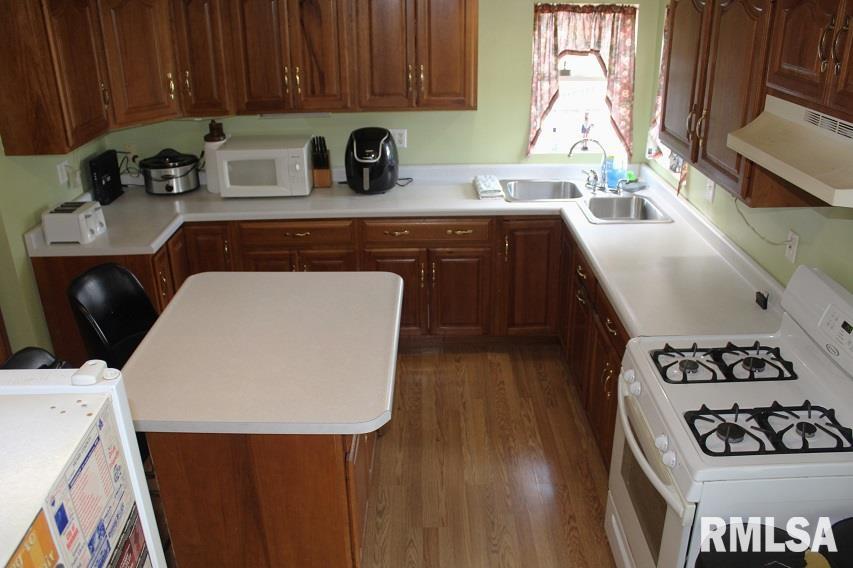 802 E 2nd Street, Kewanee, Illinois image 15