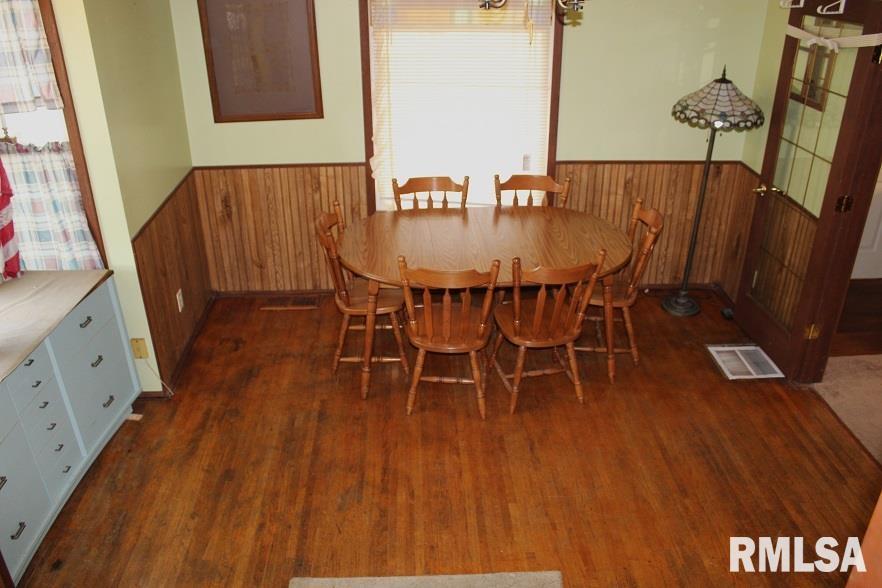 802 E 2nd Street, Kewanee, Illinois image 24