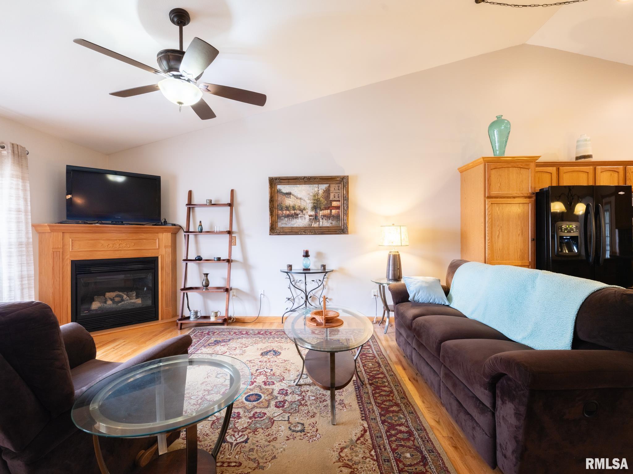 213 Marvin Court, Germantown Hills, Illinois image 12