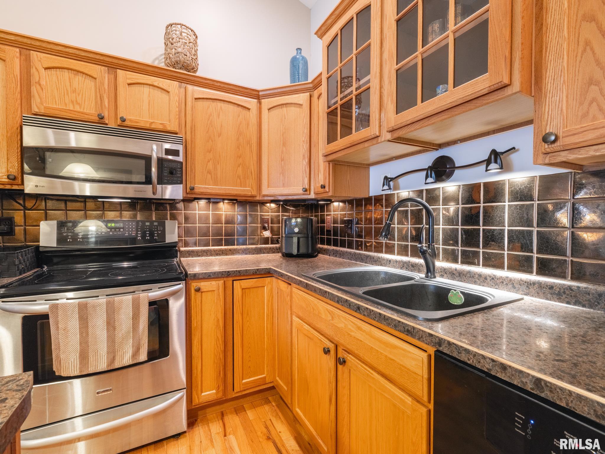 213 Marvin Court, Germantown Hills, Illinois image 16