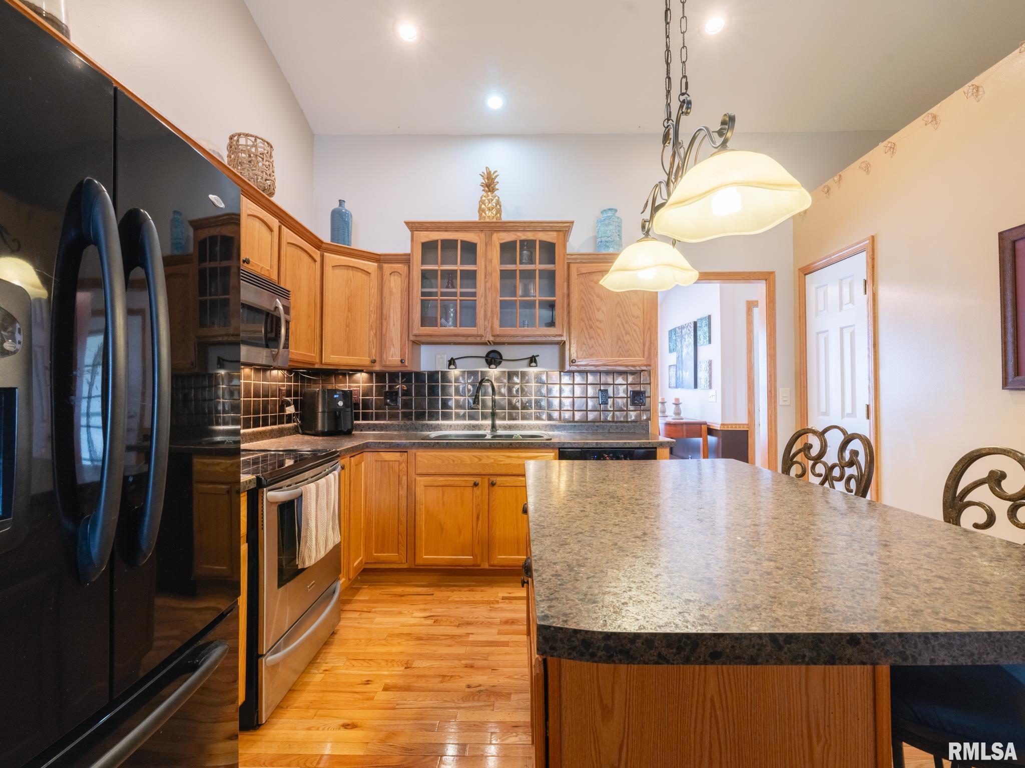 213 Marvin Court, Germantown Hills, Illinois image 15