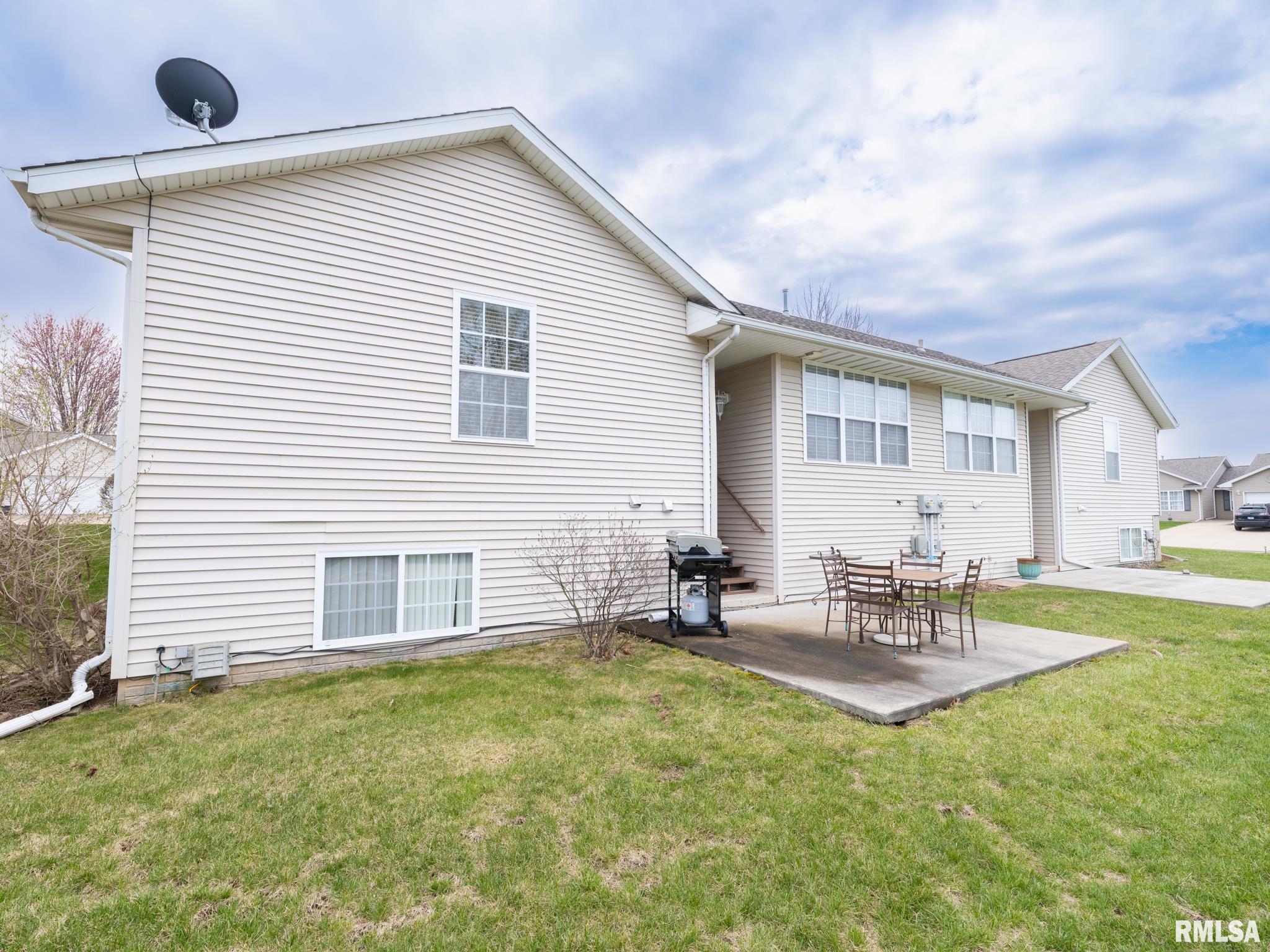 213 Marvin Court, Germantown Hills, Illinois image 45