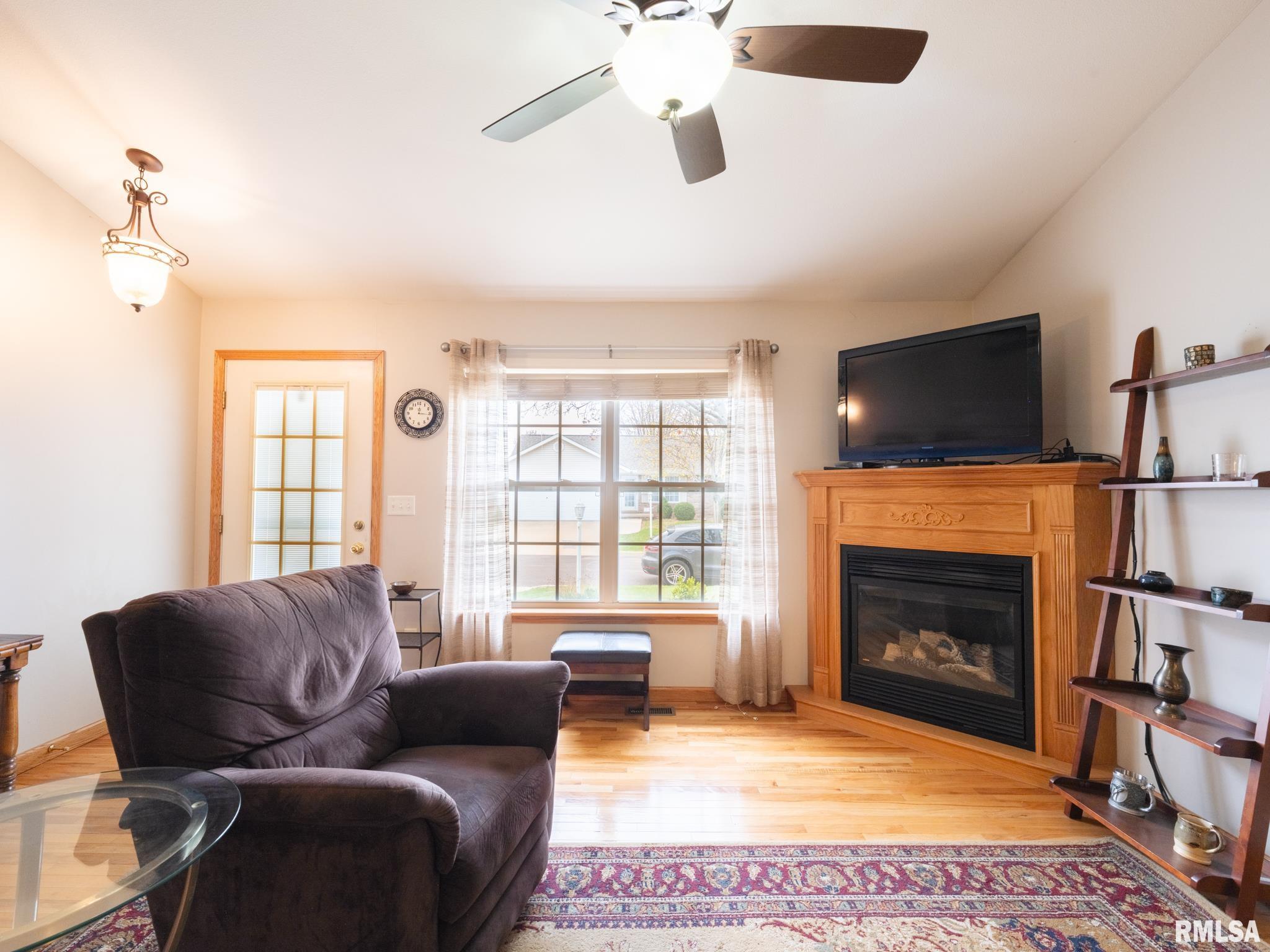213 Marvin Court, Germantown Hills, Illinois image 4