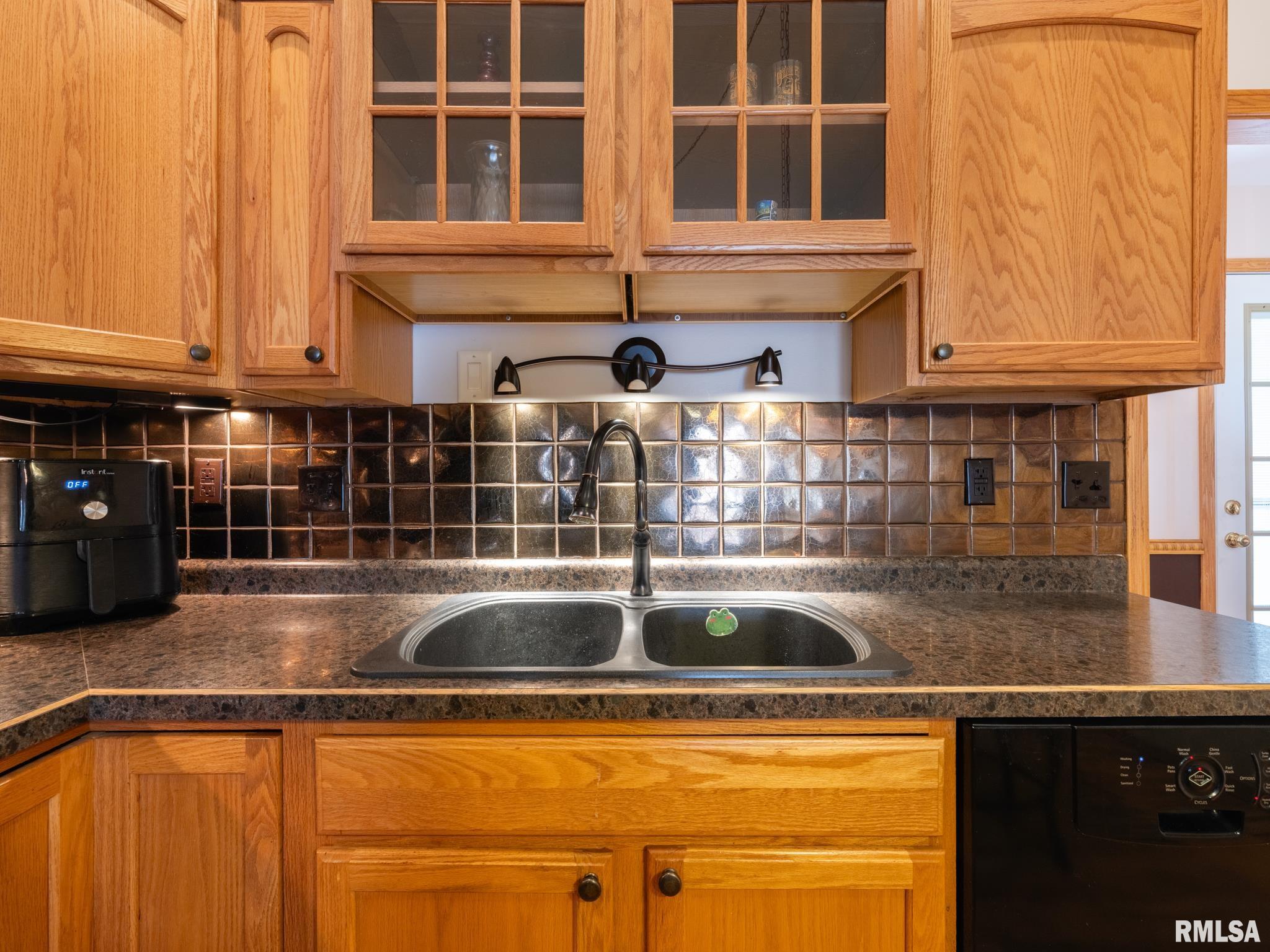 213 Marvin Court, Germantown Hills, Illinois image 19