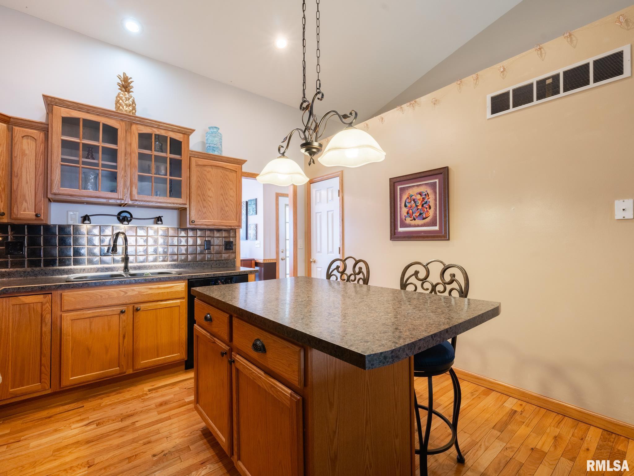 213 Marvin Court, Germantown Hills, Illinois image 21