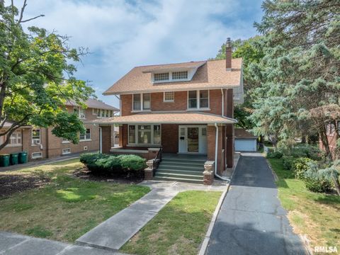 Homes For Sale - 1030 N Cedar Street<br/> Knox County, Galesburg, IL 61401