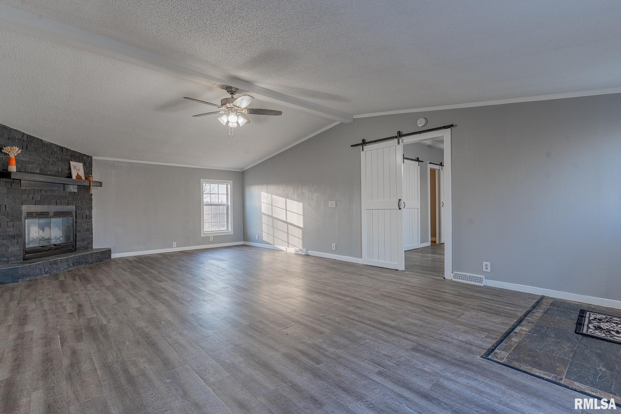 1987 Charleston Road, Salem, Illinois image 18