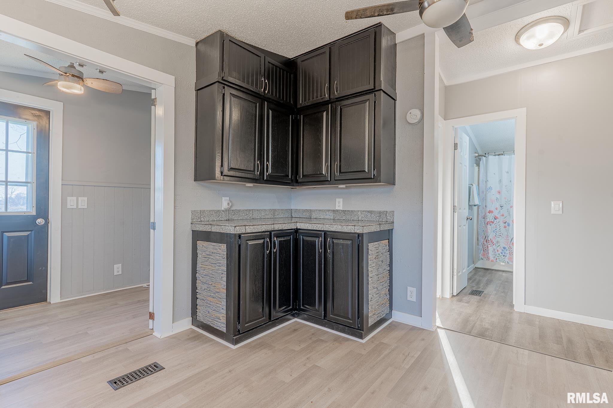 1987 Charleston Road, Salem, Illinois image 22