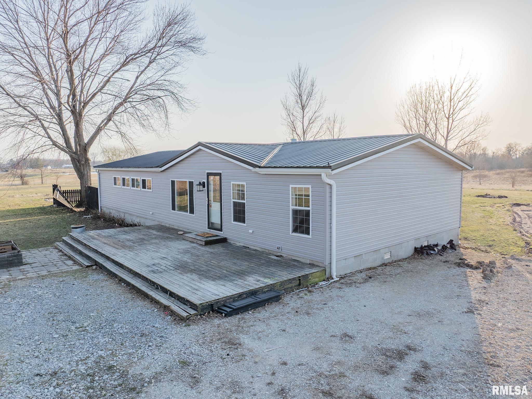 1987 Charleston Road, Salem, Illinois image 11