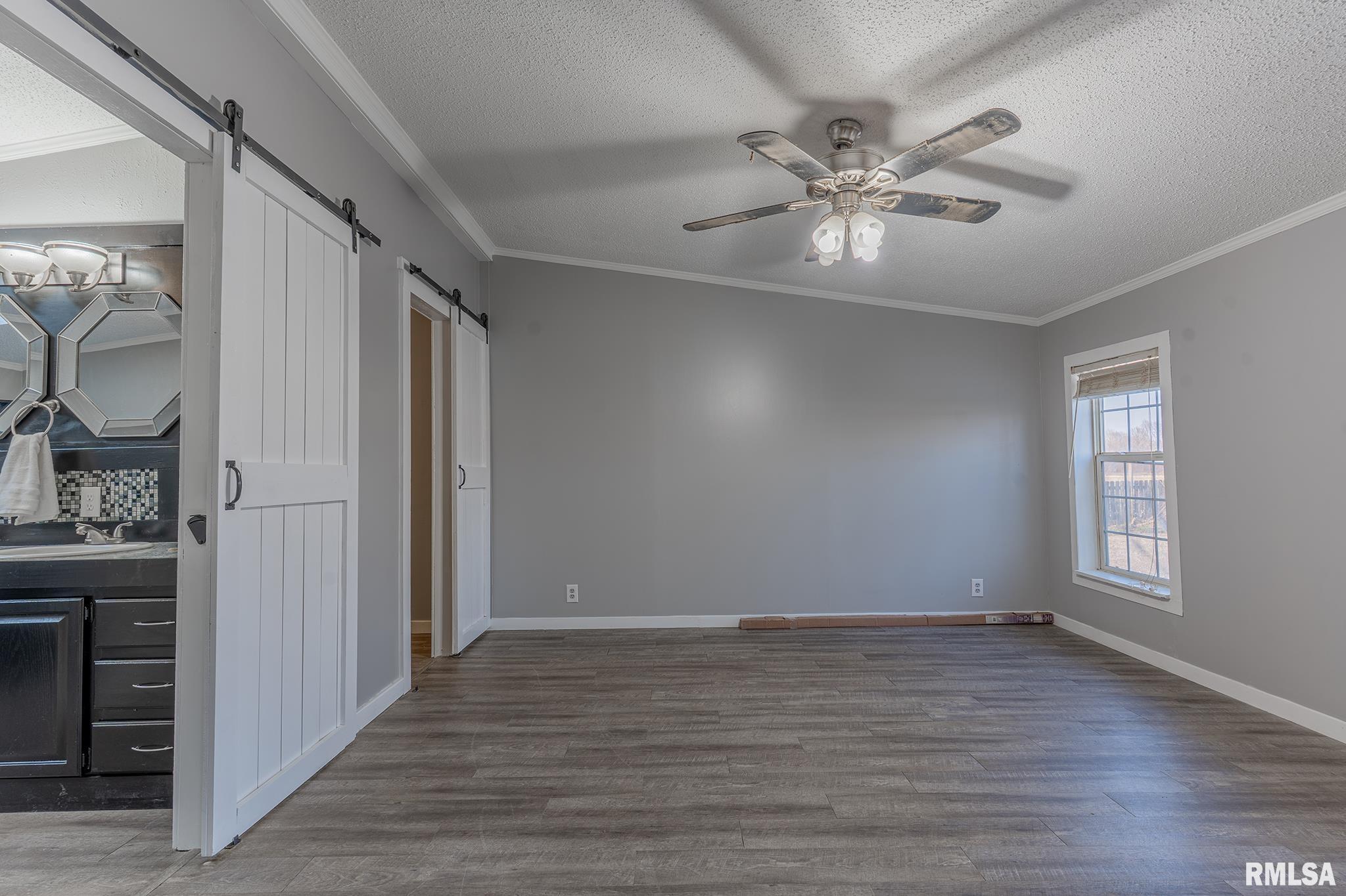 1987 Charleston Road, Salem, Illinois image 32