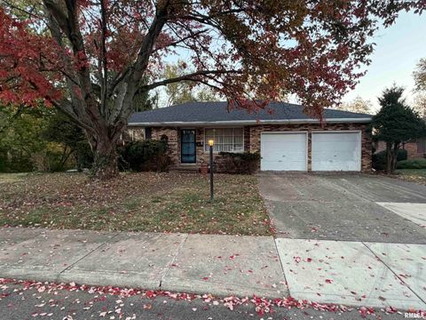 Homes For Sale - 617 N Coolidge Court<br/> West Peoria, IL 61604