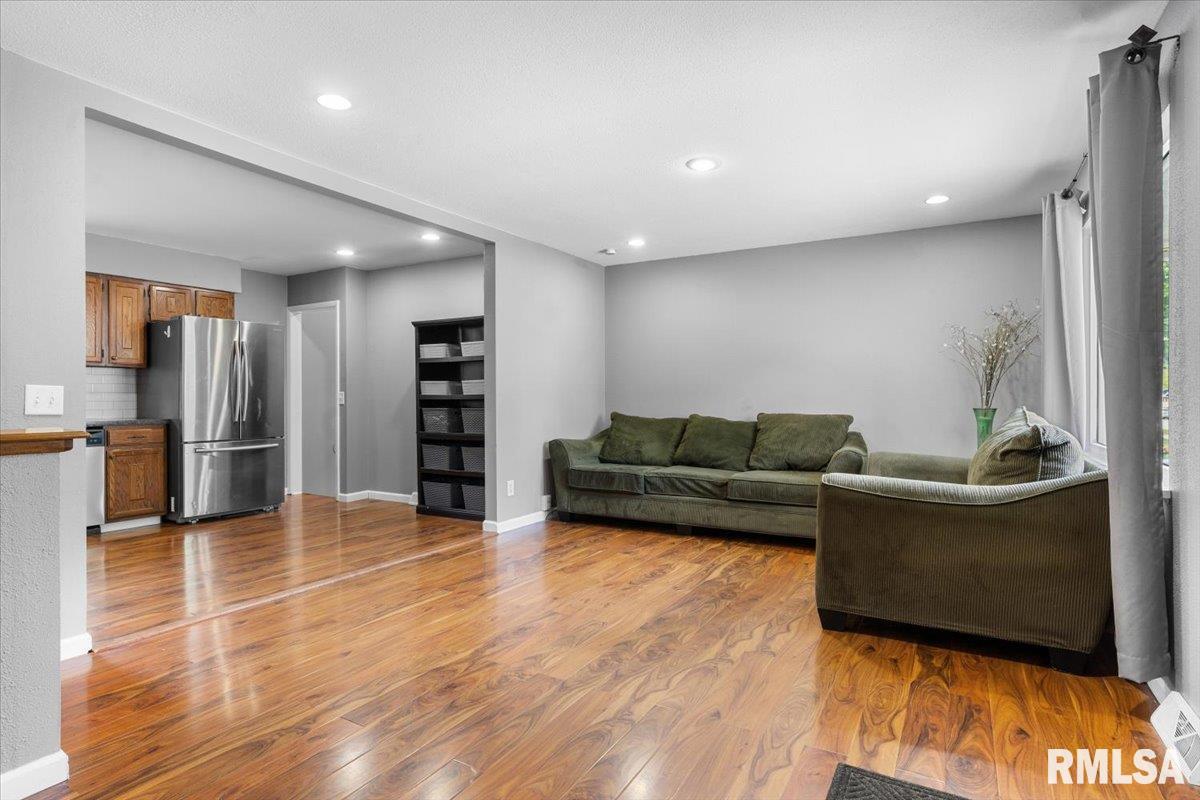 2600 S Sandgate Road, Springfield, Illinois image 5