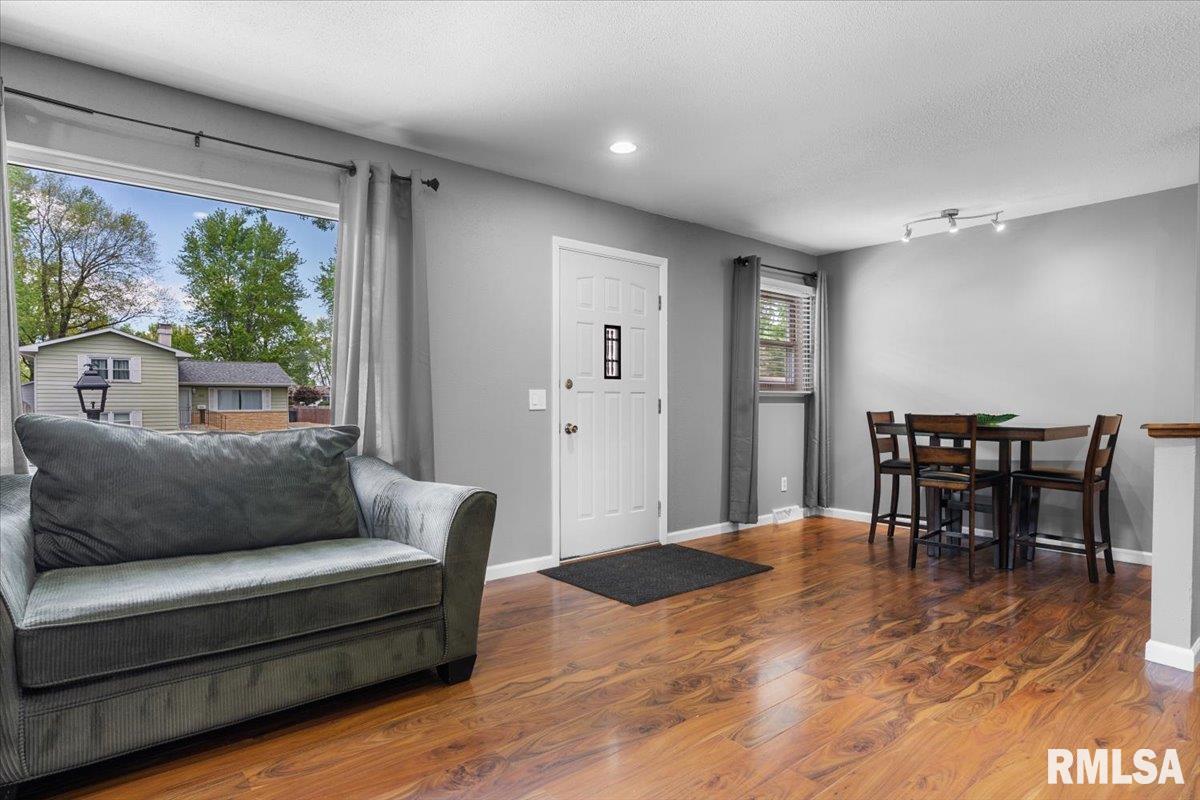 2600 S Sandgate Road, Springfield, Illinois image 8