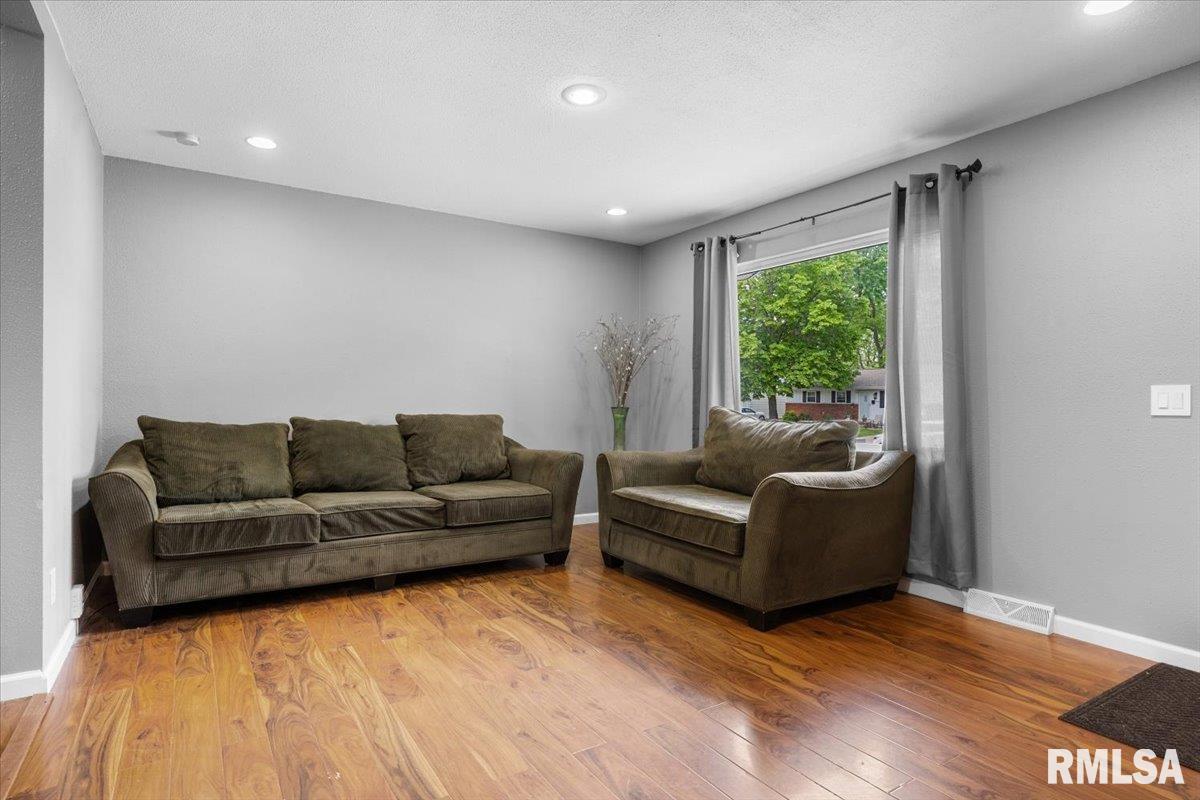 2600 S Sandgate Road, Springfield, Illinois image 6