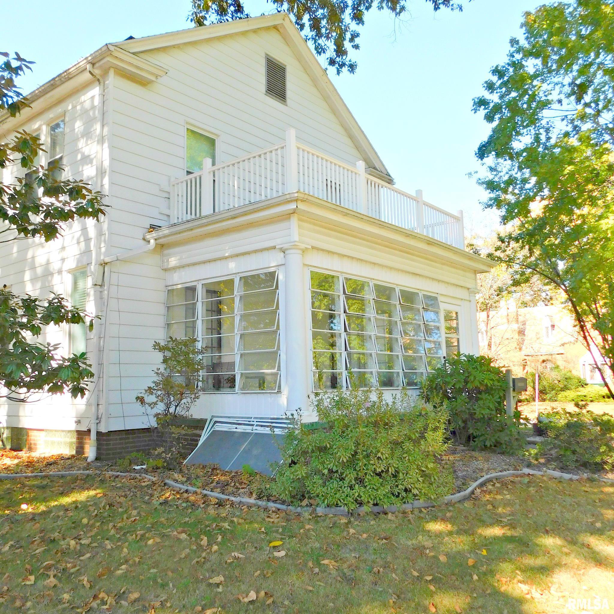 302 S Sycamore Street, Centralia, Illinois image 32