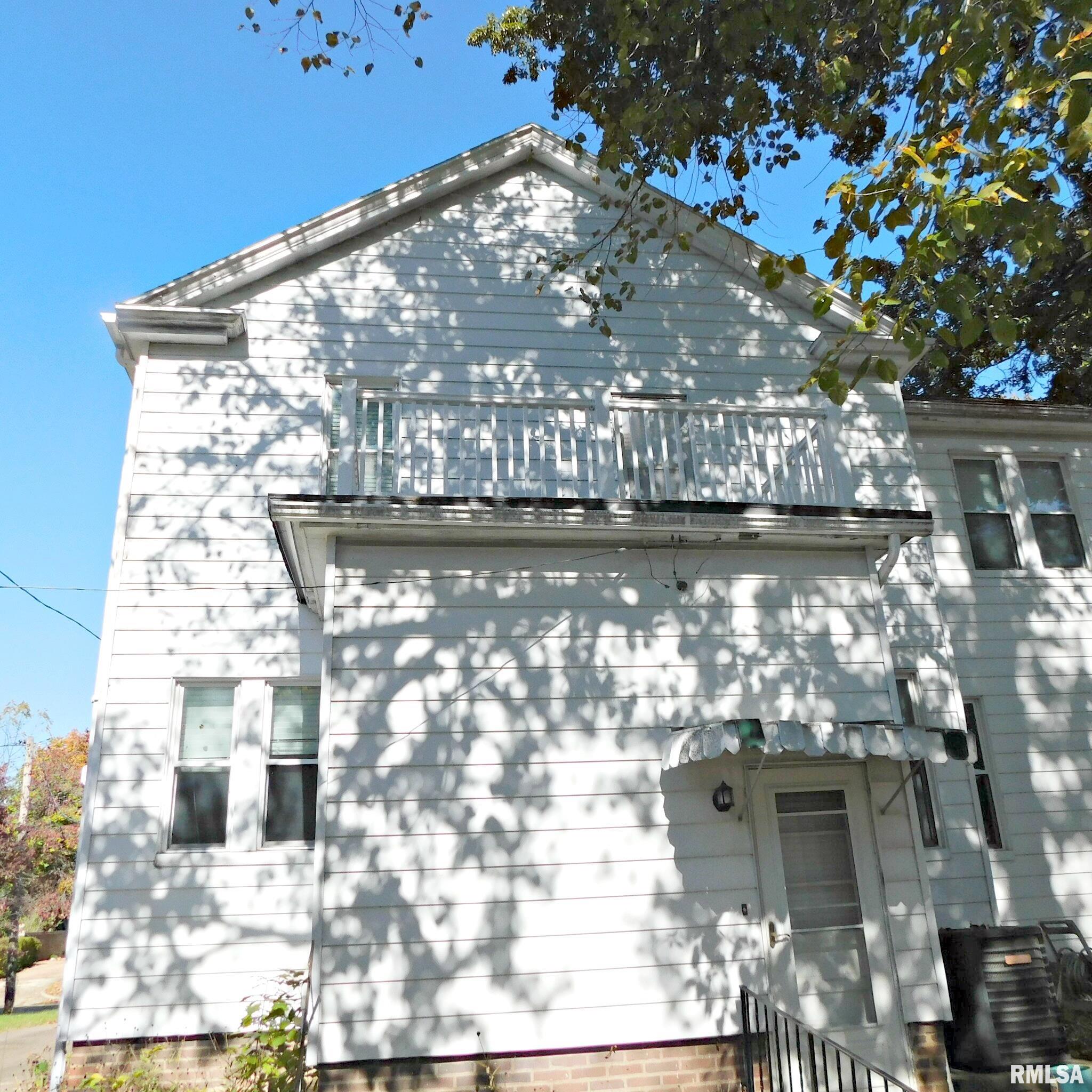 302 S Sycamore Street, Centralia, Illinois image 31