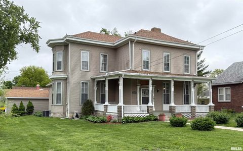 Photo of 1206 S CLAY Avenue, Jacksonville, IL 62650 (MLS # CA1043364)