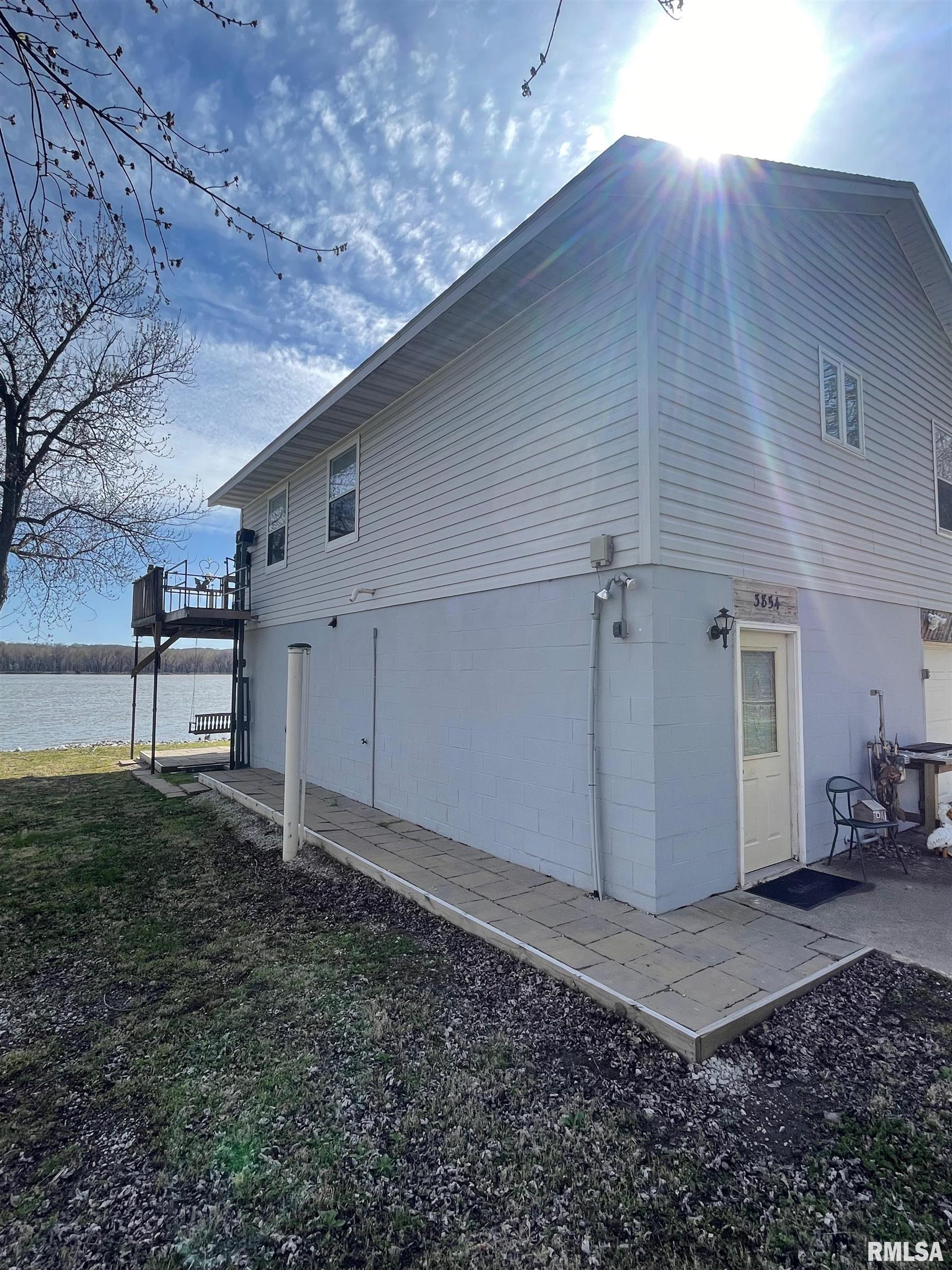 3854 Highway 22, Muscatine, Iowa image 6