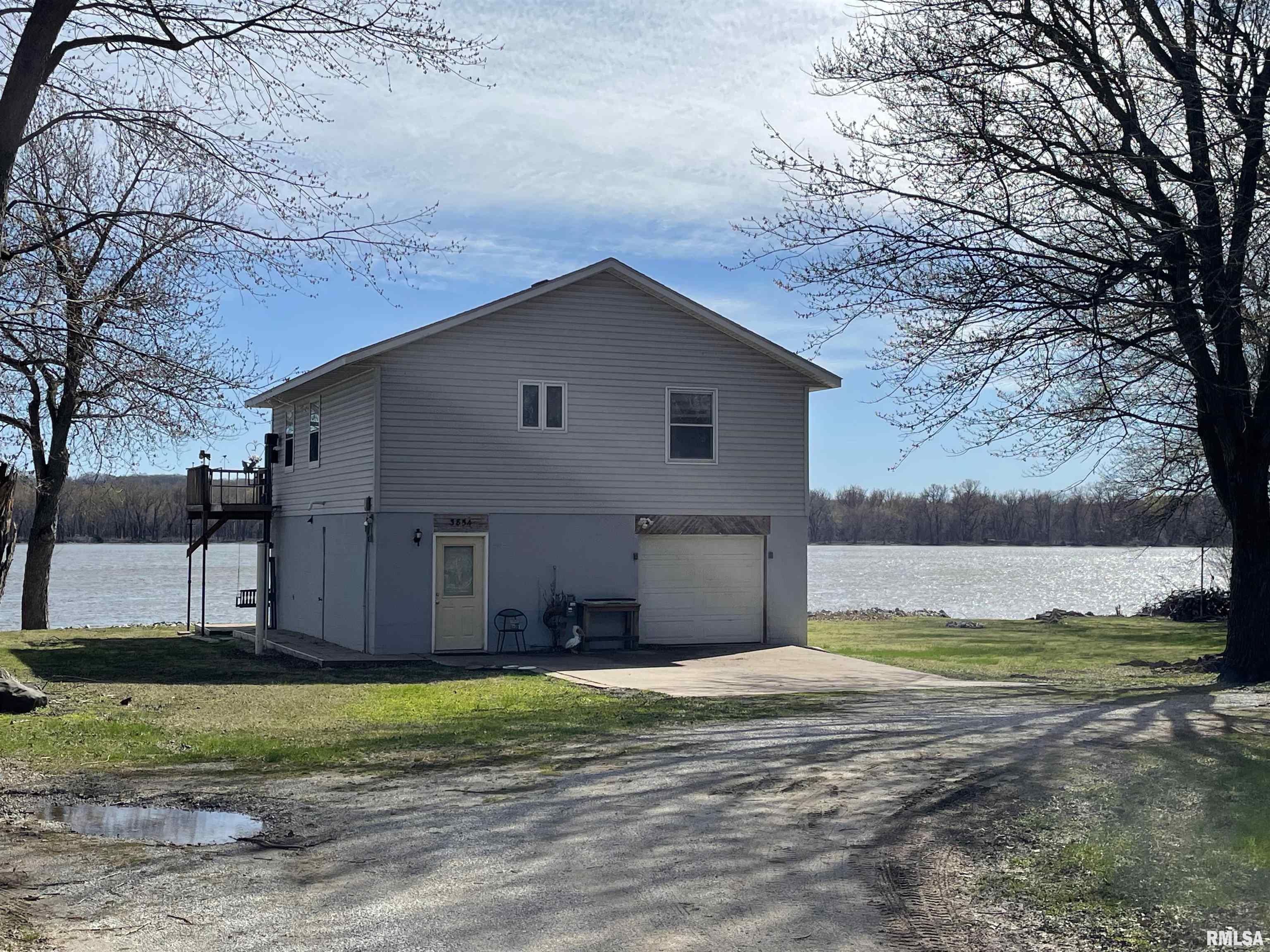 3854 Highway 22, Muscatine, Iowa image 1