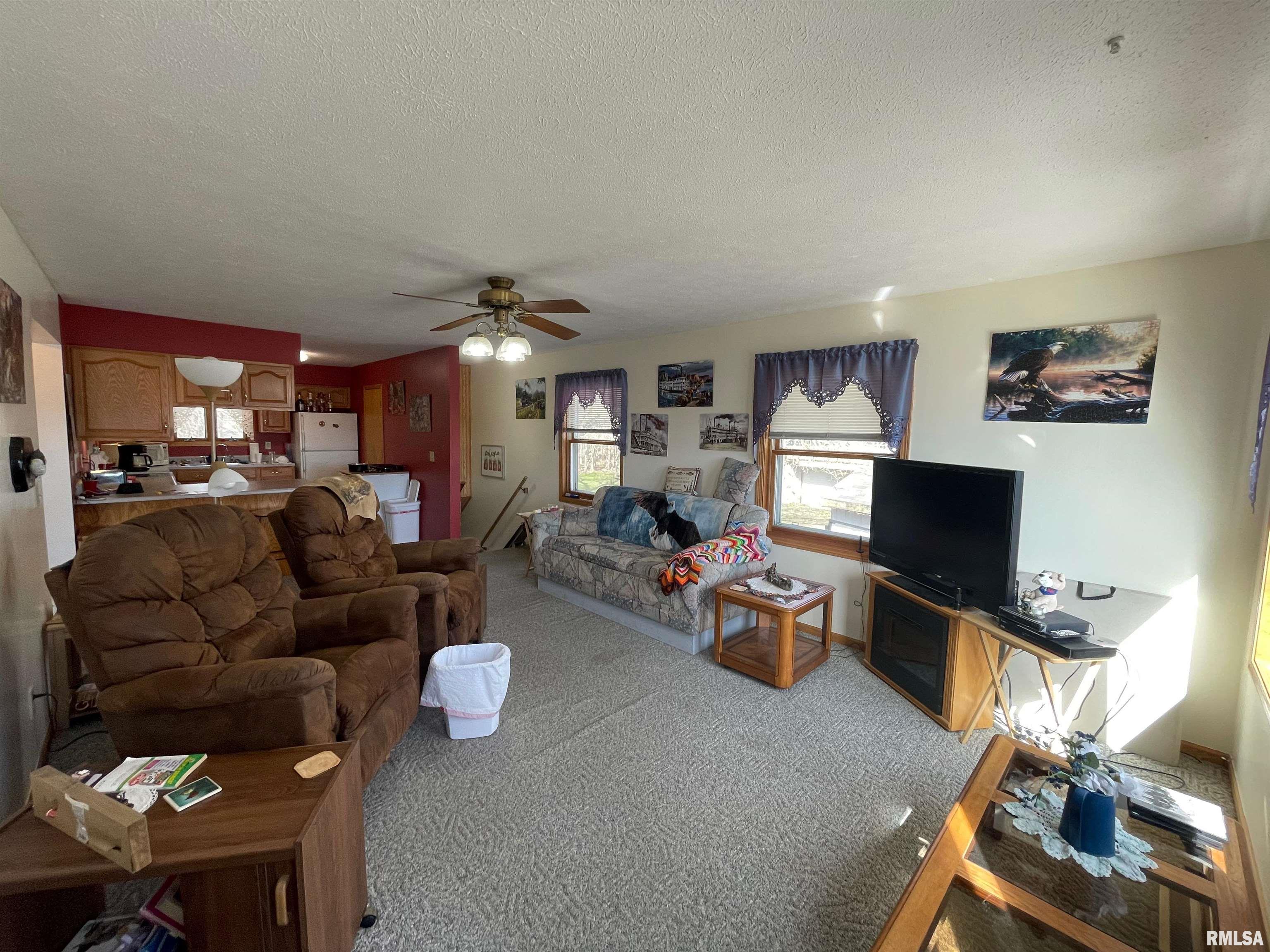 3854 Highway 22, Muscatine, Iowa image 17