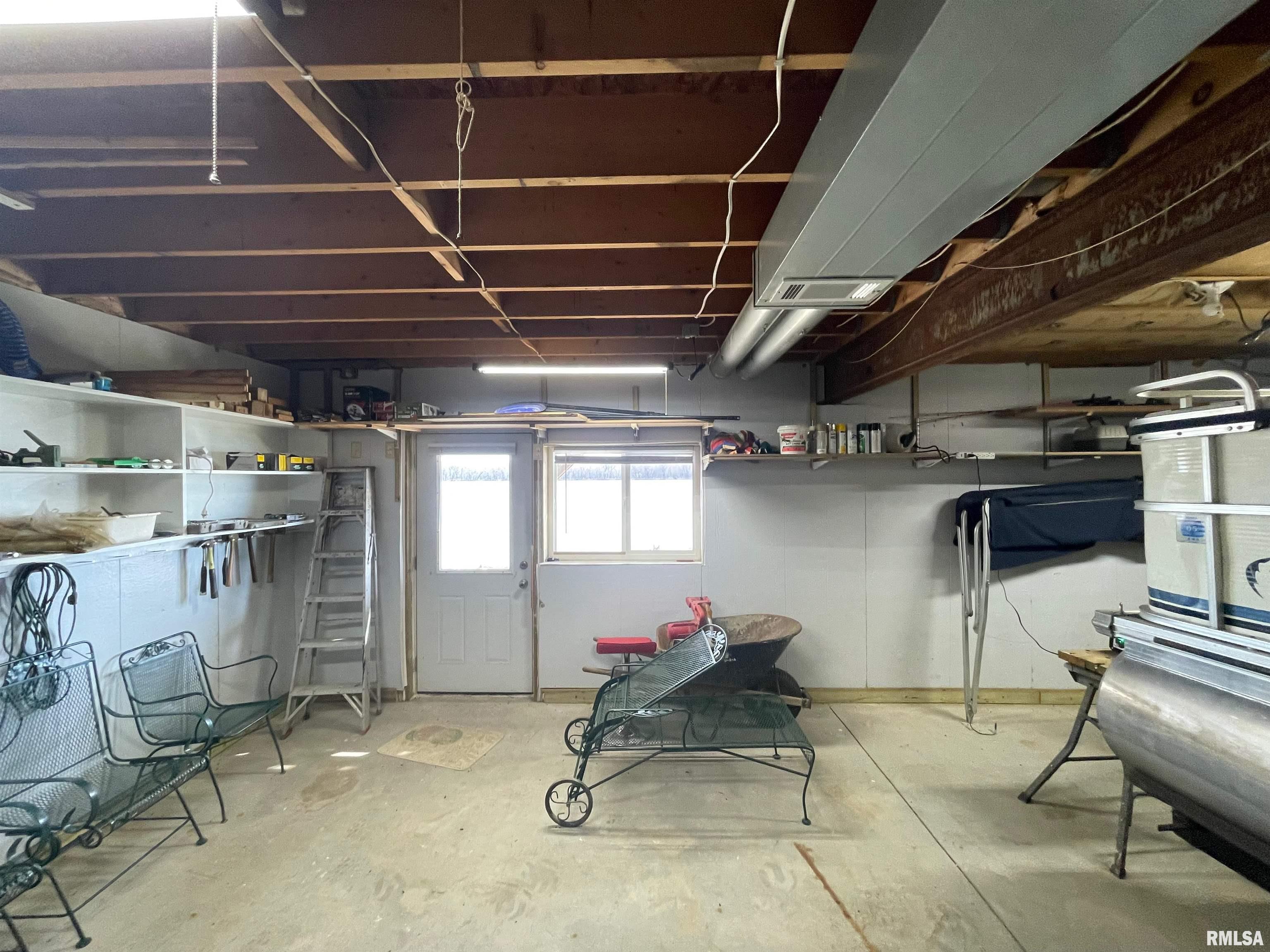 3854 Highway 22, Muscatine, Iowa image 29