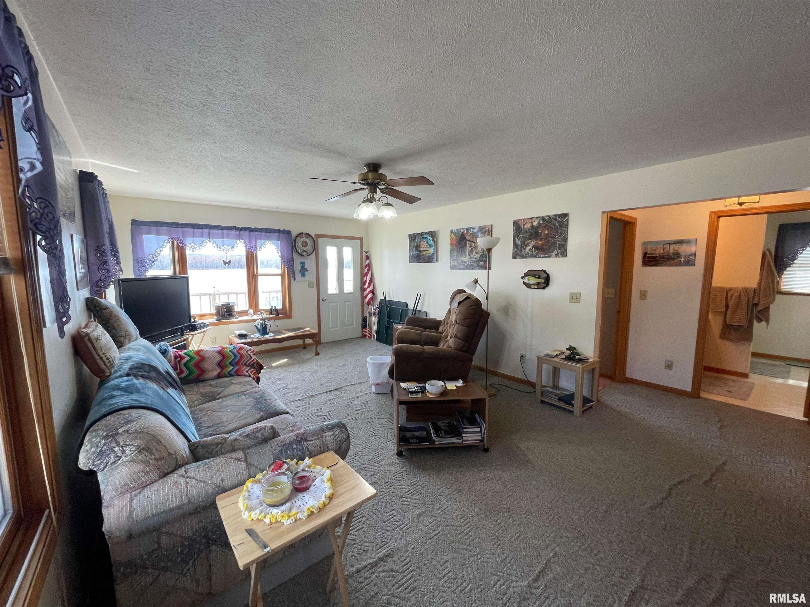 3854 Highway 22, Muscatine, Iowa image 16