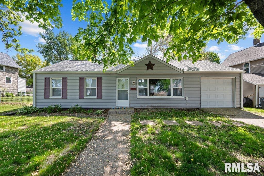 2043 30th Street, Rock Island, Illinois image 1